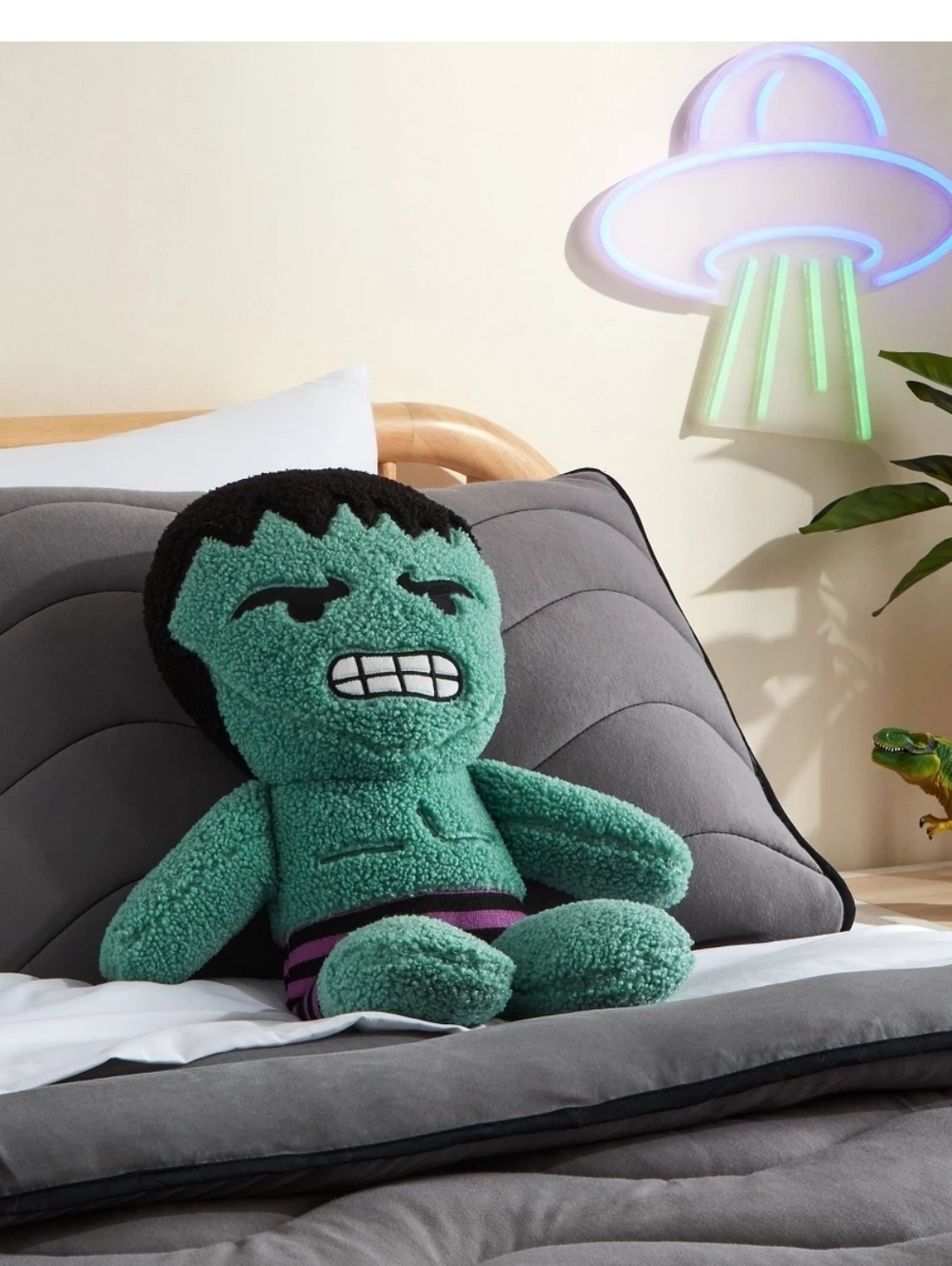Marvel Hulk Kids' Pillow Buddy The Marvel Collection By Pillowfort - Picture 2 of 14